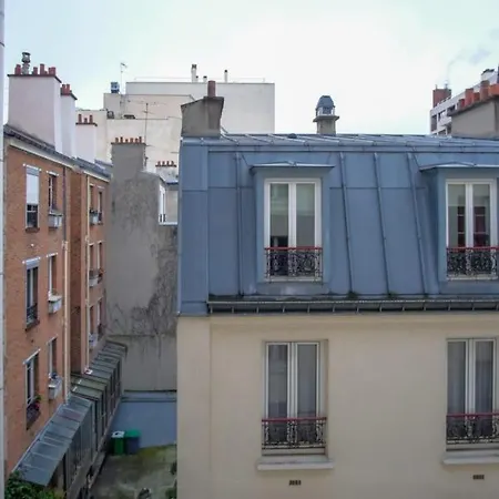Apartment Near Buttes-Chaumont Park *