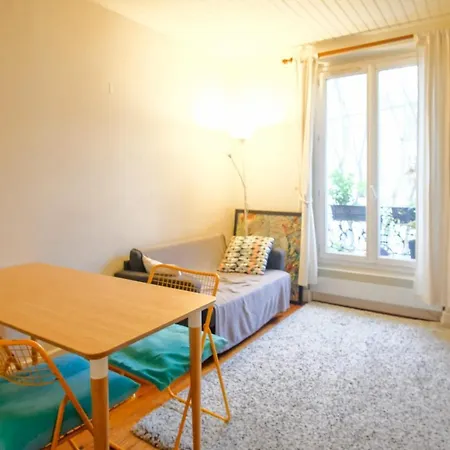 Apartment Near Buttes-Chaumont Park